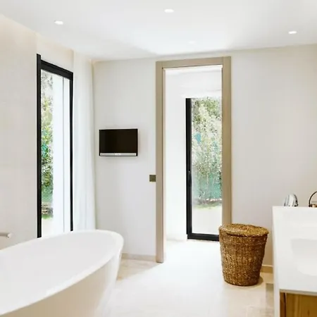Villa Luxury Villa In Saint Tropez