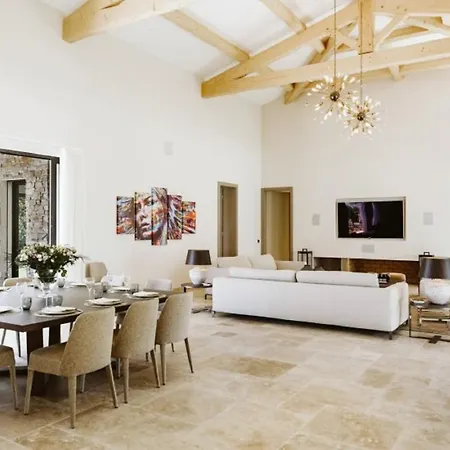 Luxury Villa In Saint Tropez Villa *